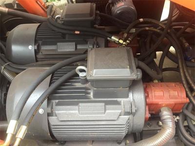 廣西扒渣機 二手輪胎式爬扒機 礦山機械設備扒渣機_襄陽永力通機械銷售部 - 商國互聯網