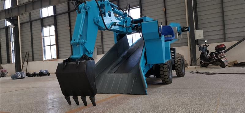 昆明扒渣機生產廠家-湖北凱沃機械 挖掘裝載機領域的專業(yè)制造商